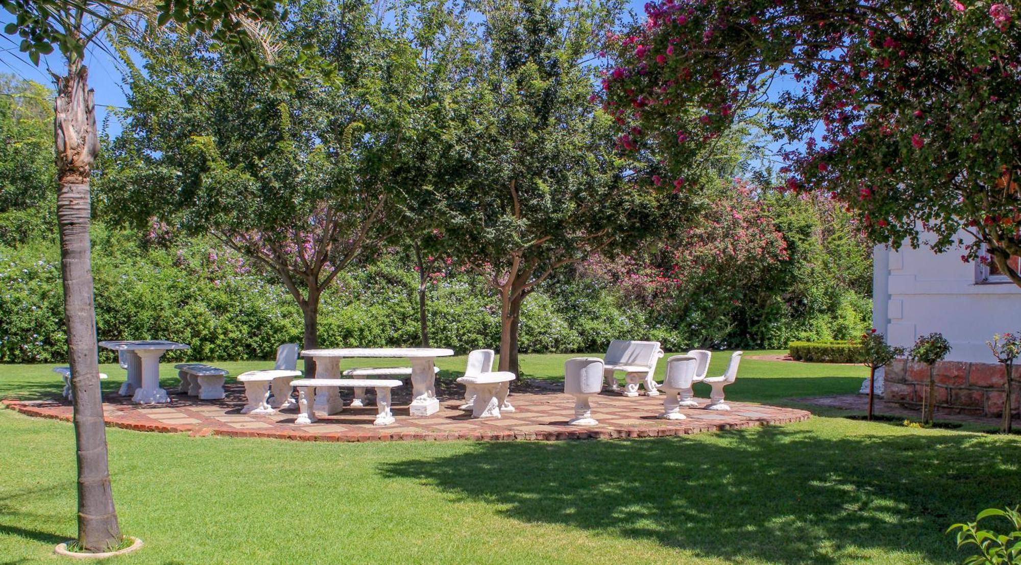The Fountain Villa Klerksdorp Buitenkant foto